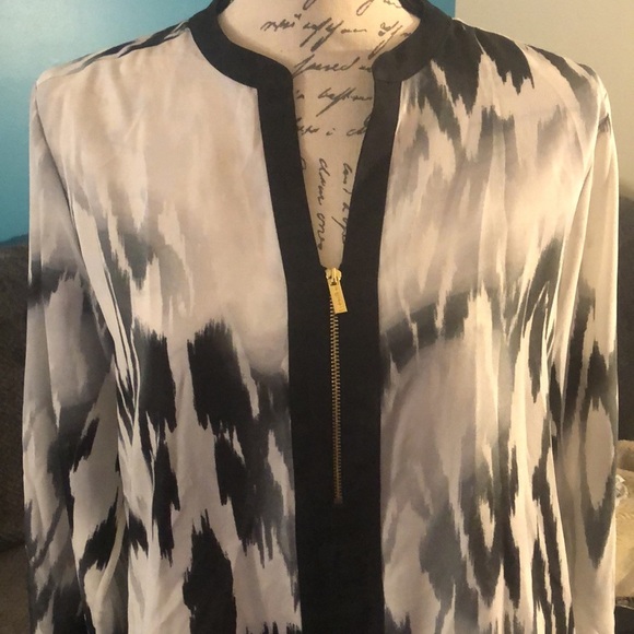 LAST CHANCE 💄 Calvin Klein Long Sleeve Blouse, size large - Picture 2 of 7
